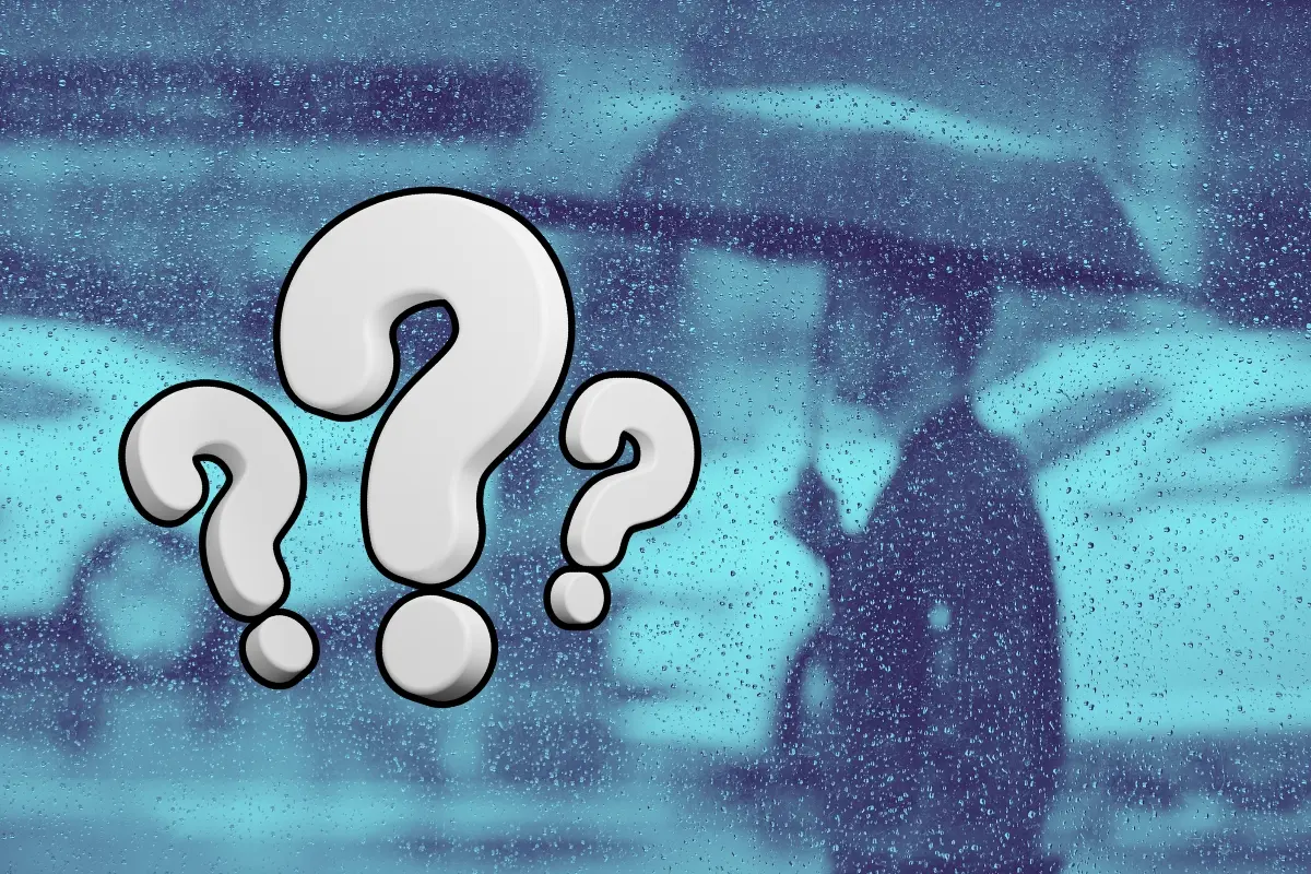 Un hombre bajo la lluvia. Foto: Canva