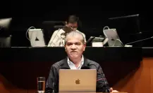 Leyes de seguridad promueven espionaje y militarización, denuncia Miguel Riquelme