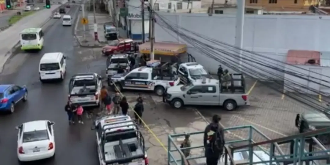 Autoridades y elementos del Ejército acordonaron la zona en Ecatepec. Imagen: @EnlaMiramx17