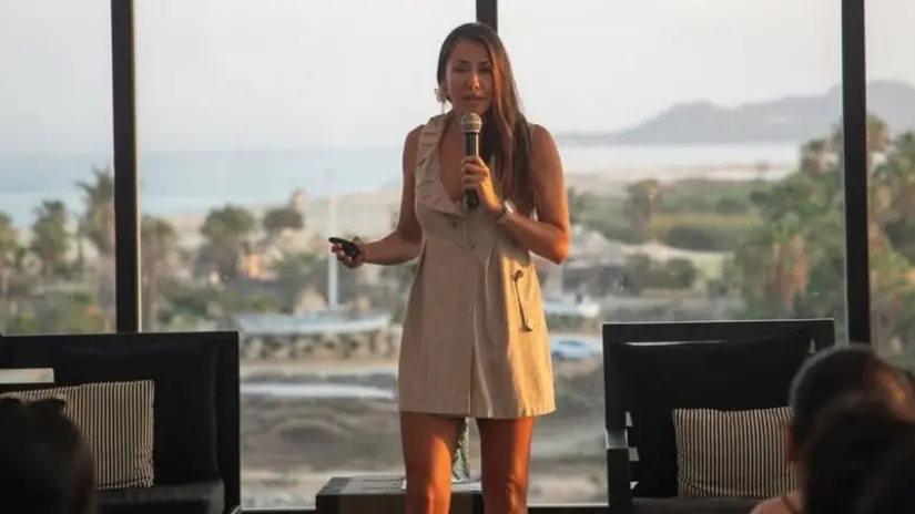 La atleta paceña ha sido reconocida también por ser una defensora de los océanos. Foto: Facebook / Baja Fishers