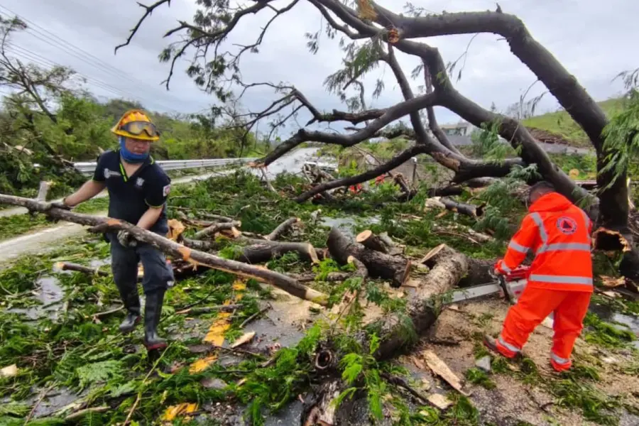 Tormenta tropical Flossie podría intensificarse a huracán categoría 1, advierte el SMN