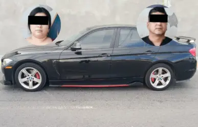 VIDEO | Detienen a pareja involucrada en robo de auto BMW en Guadalupe
