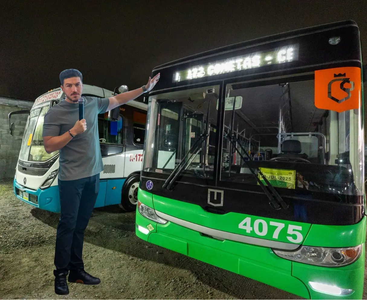 Con el arranque de las operaciones de la ruta 172 Cometas representa un paso firme hacia la modernización del transporte urbano. Foto: Canva/Gobierno de Nuevo León.