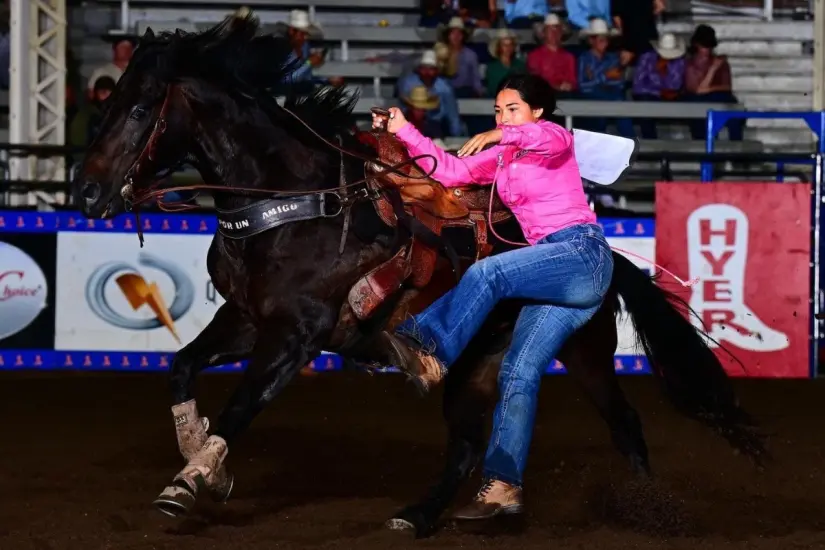 La tamaulipeca Iribarey Ruiz entre las mejores 40 vaqueras de la competencia mundial de rodeo. Foto: Carlos García