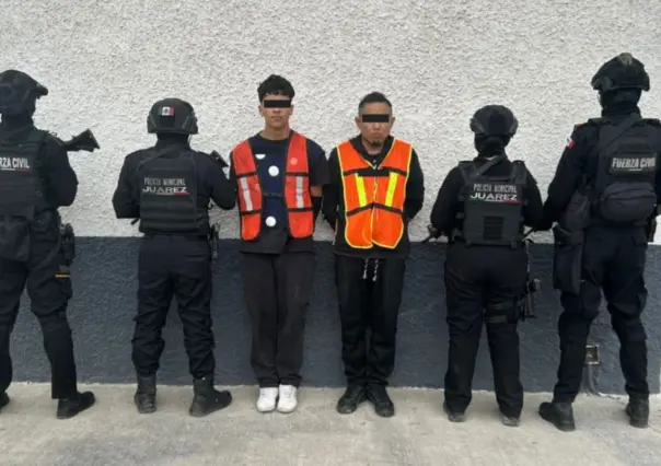 Detienen a dos con droga y armas en Juárez