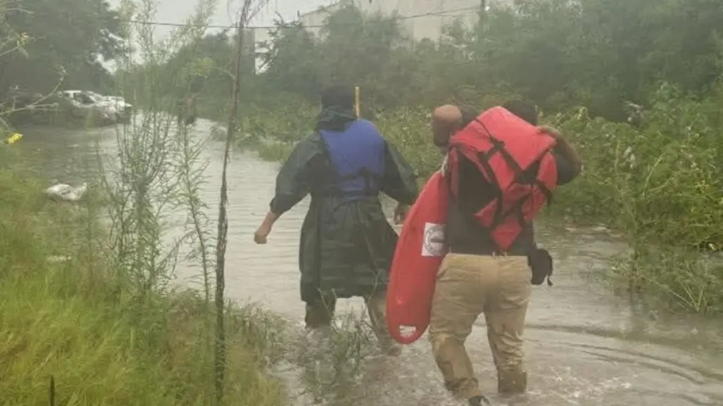 Hombre pierde la vida traes caer a un dren pluvial junto a una menor en Matamoros