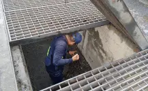 San Nicolás implementa operativo de limpieza y desazolve en alcantarillas tras lluvias en Nuevo León