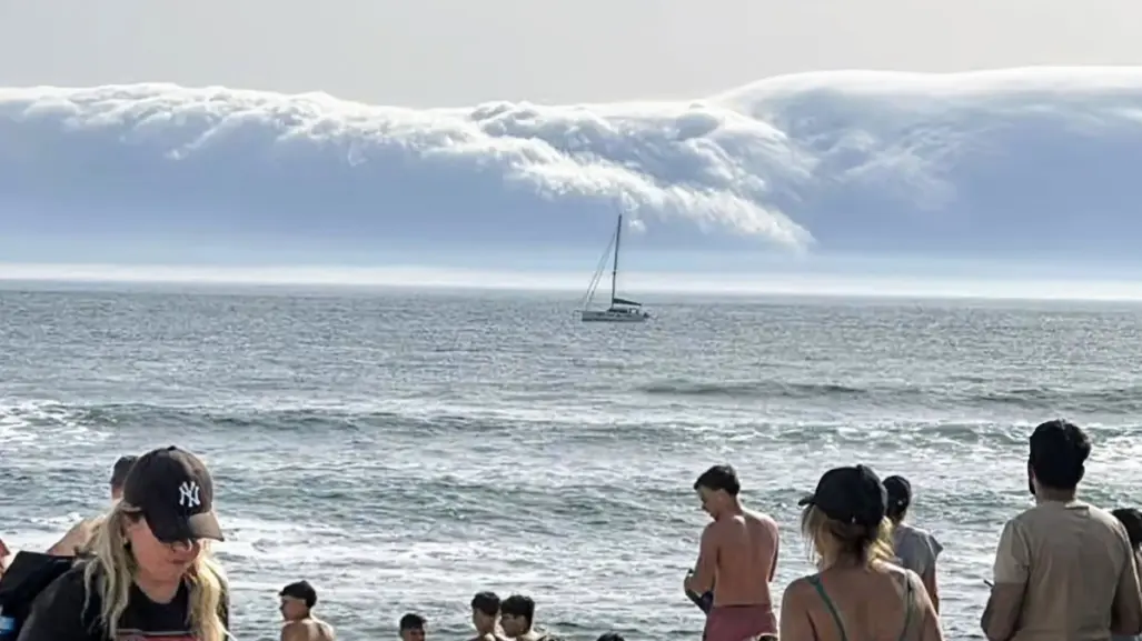 Tsunami de nubes sorprende a habitantes de 3 ciudades portuguesas | VIDEO