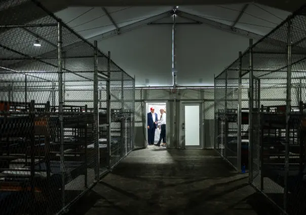 Así es Alligator Alcatraz la nueva cárcel para migrantes en EU rodeada de caimanes | VIDEO