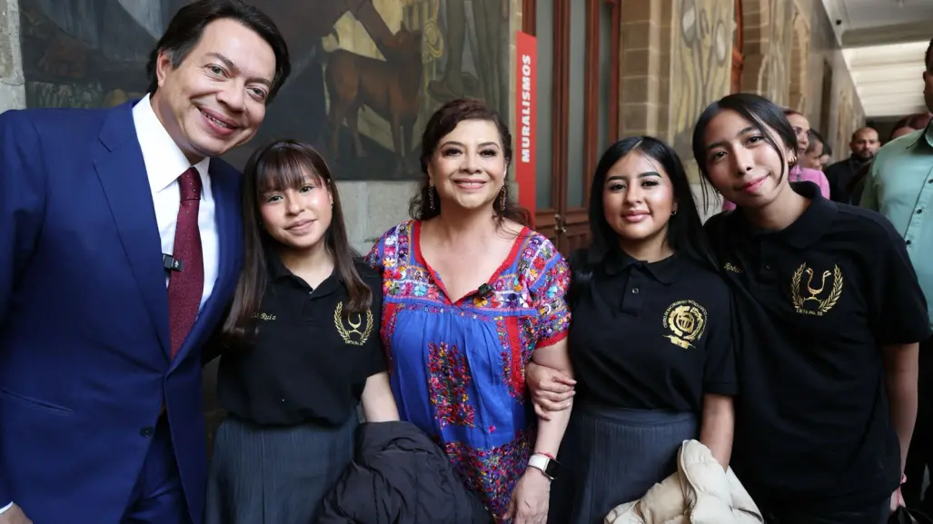 Clara Brugada anuncia apoyo a más de 287 mil estudiantes en CDMX