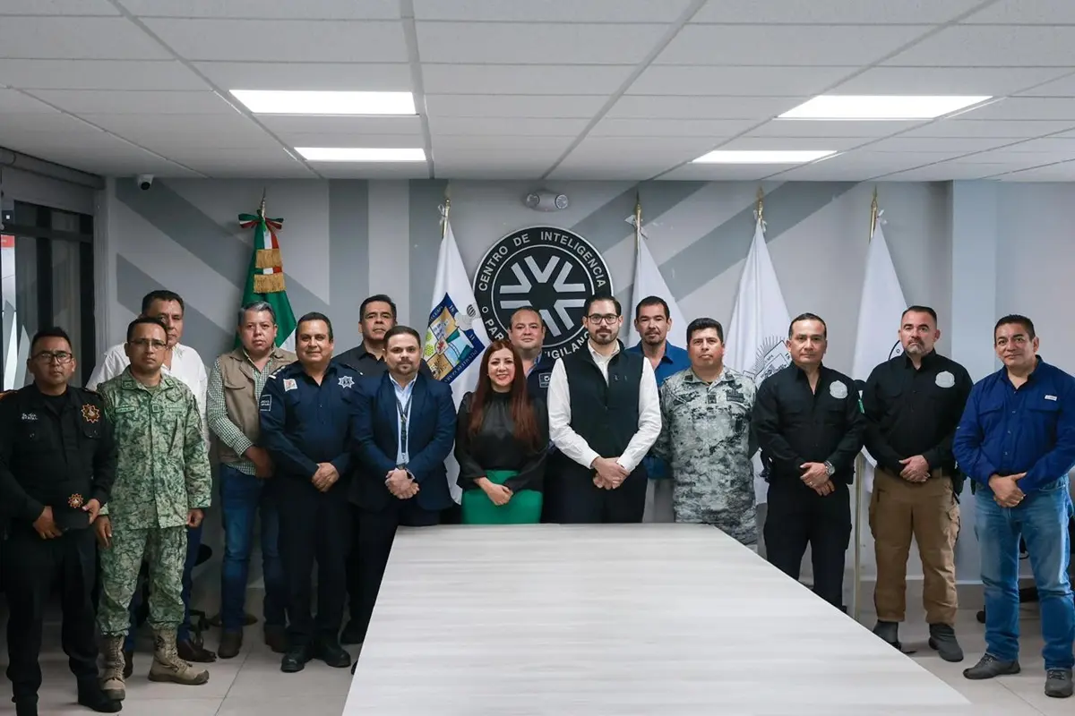 El alcalde de Santiago, David de la Peña, durante la reunión de la Región 5 de la Mesa de Construcción de Paz. Foto: Facebook David de la Peña