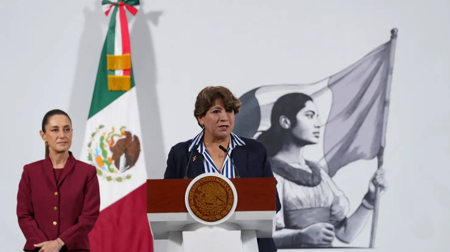 Delfina Gómez y Claudia Sheinbaum en conferencia. Foto: Presidencia