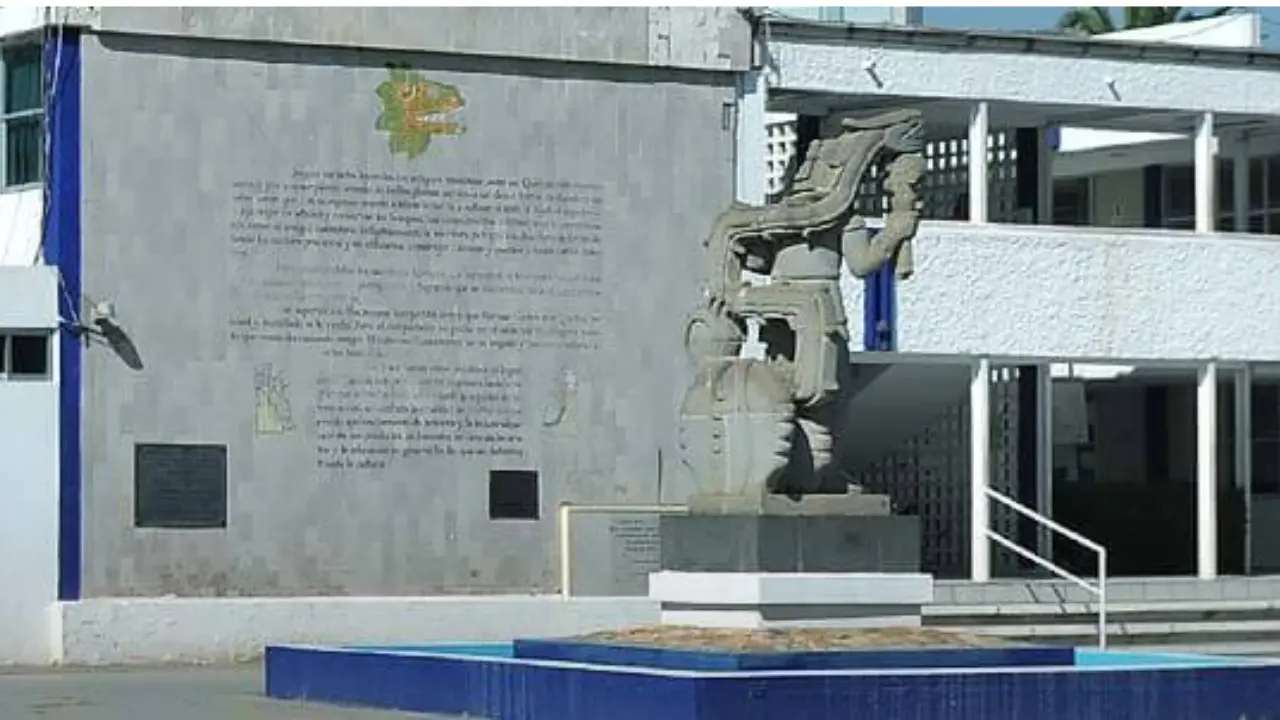 Esta escuela de Durango ha sido parte de la historia de la entidad. Foto: UJED.