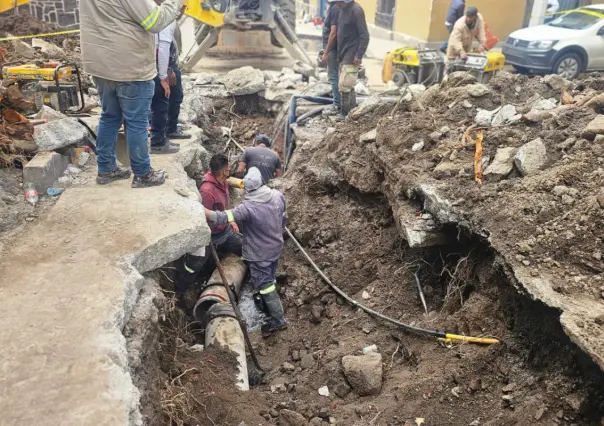 Fuga de agua deja sin suministro a decenas de familias en Tlalpan, CDMX