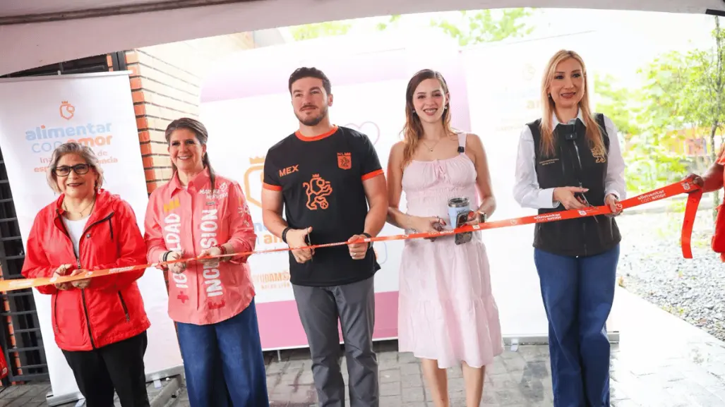 Samuel García inaugura el Multideportivo La Estanzuela