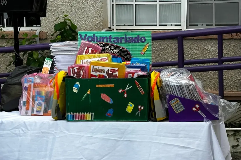 Los donativos de útiles escolares son recibidos en la DIF Victoria. Foto: Daniel Espinoza