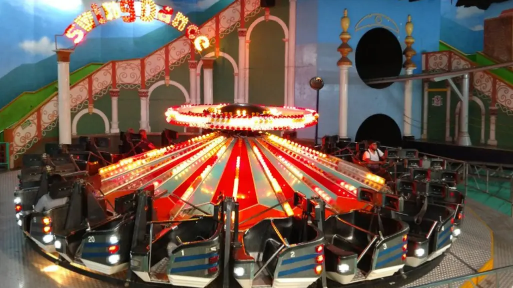 El único parque de diversiones techado en EDOMEX, ideal para vivir unas vacaciones extremas