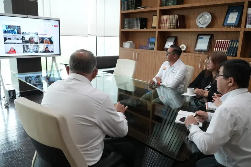 Reunión virtual con personal de la UAT para apoyar a la comunidad | Foto: UAT