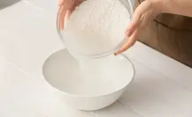 ¿Cómo hacer fertilizante con agua de arroz y para qué plantas sirve?