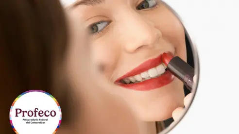 El mejor labial dura hasta 12 horas y cuesta menos de 200 pesos, según Profeco