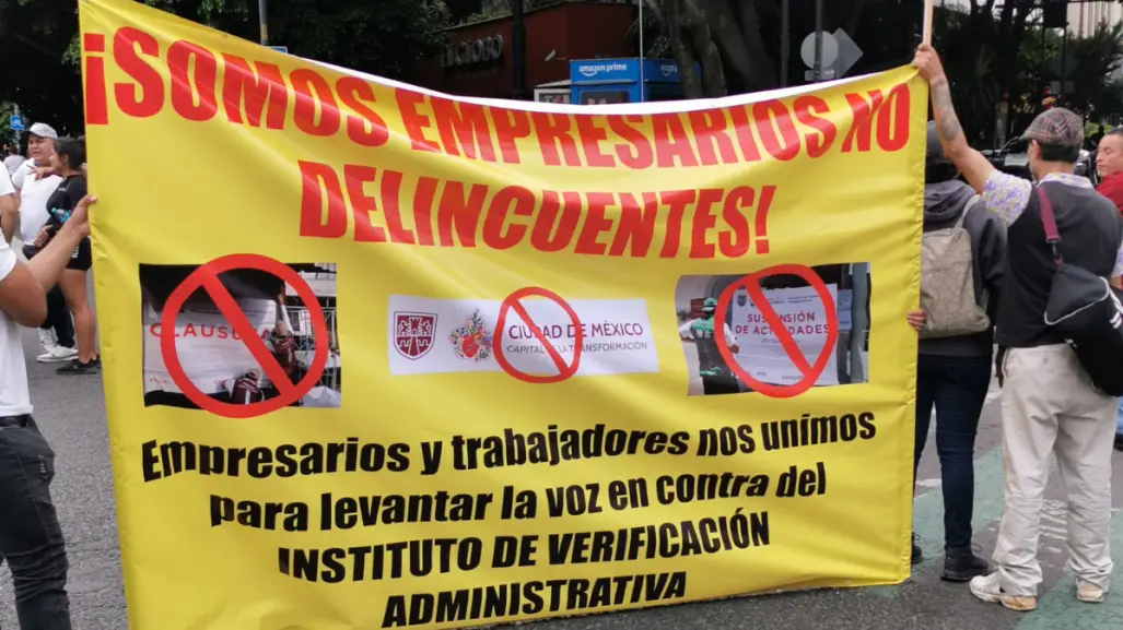 Protestan en CDMX por operativos del INVEA: exigen frenar clausuras injustas