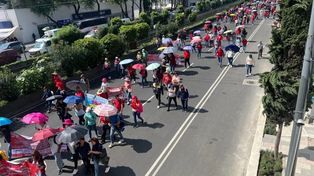 Maestros de la CNTE inician paro de 24 horas y bloquean vialidades en CDMX