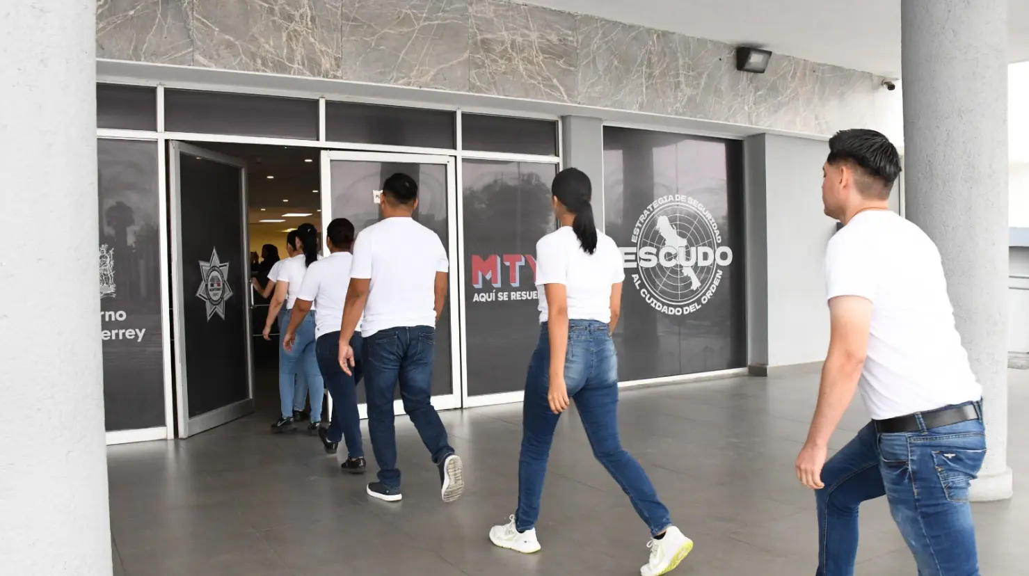 Esta semana, un grupo conformado por 31 mujeres y 15 hombres se integró formalmente a las actividades de formación dentro de la Academia de Policía de Monterrey. Foto: Policía de Monterrey.