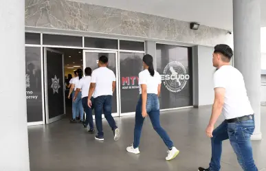 Policía de Monterrey recibe 47 cadetes con beca y sueldo asegurado