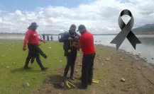Muere joven pescador al volcar en una presa de Durango