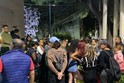 Mujeres trans bloquean calles de CDMX tras promesa rota de diálogo con Segob