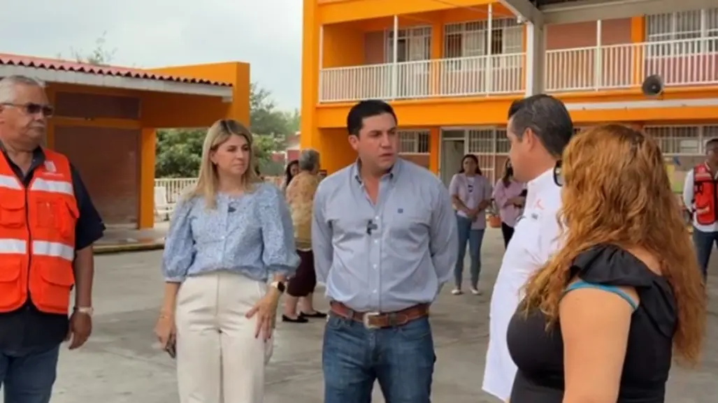 Raúl Cantú gestiona tres aulas para la secundaria Enrique Beltrán de Salinas Victoria