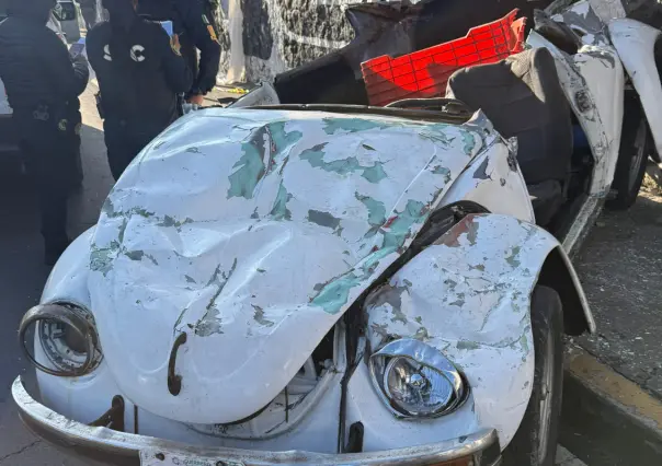 Tres personas mueren tras volcadura de auto en la alcaldía Magdalena Contreras