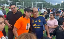Ex jugadores de Tigres inauguran cancha de fútbol en Juárez