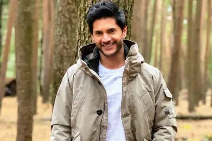 Retiran ciudadanía venezolana al actor Daniel Elbittar