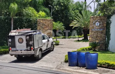 Grupo armado irrumpe domicilio al sur de Monterrey; se llevan más de 1 millón de pesos