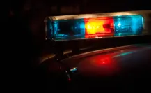 Regresan a Morelos los cuerpos colgados: hallan cadáver con mensaje criminal en puente de Temixco