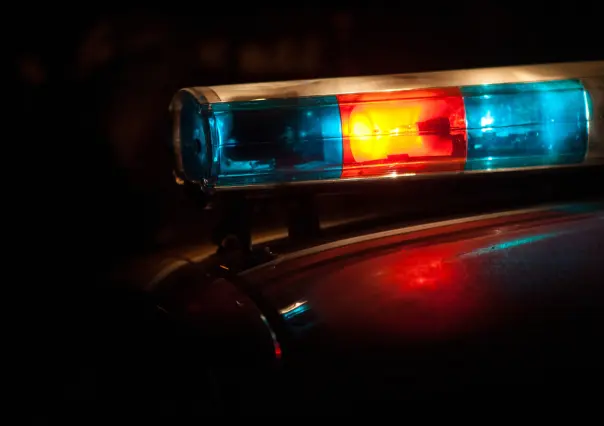 Regresan a Morelos los cuerpos colgados: hallan cadáver con mensaje criminal en puente de Temixco