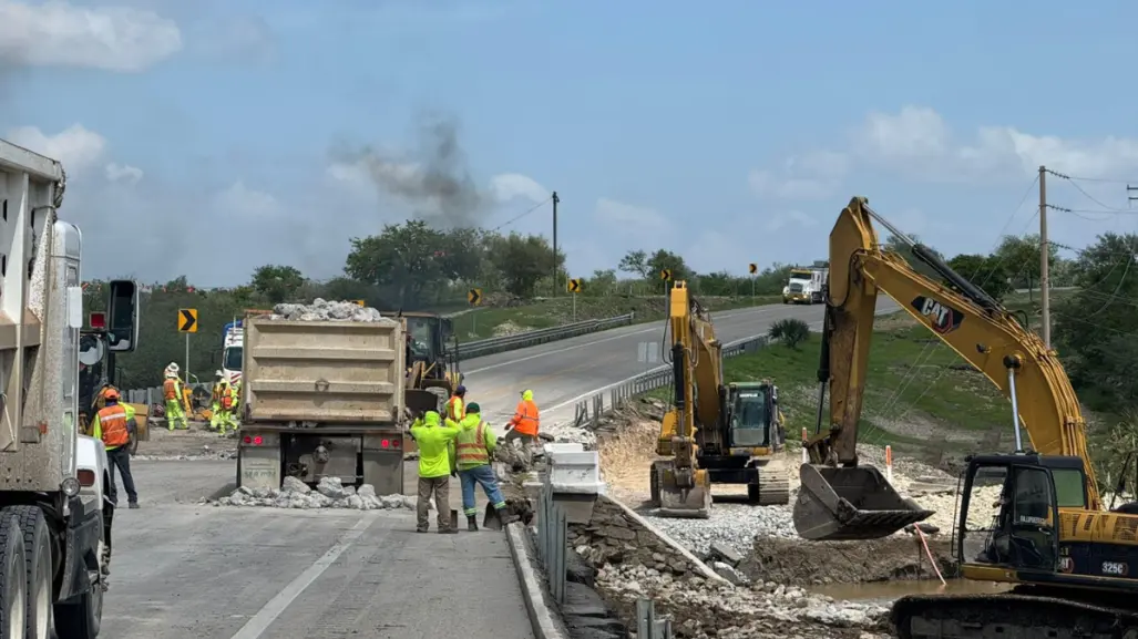 Reabrirán gradualmente circulación en la carretera González- Llera tras inundaciones en Tamaulipas
