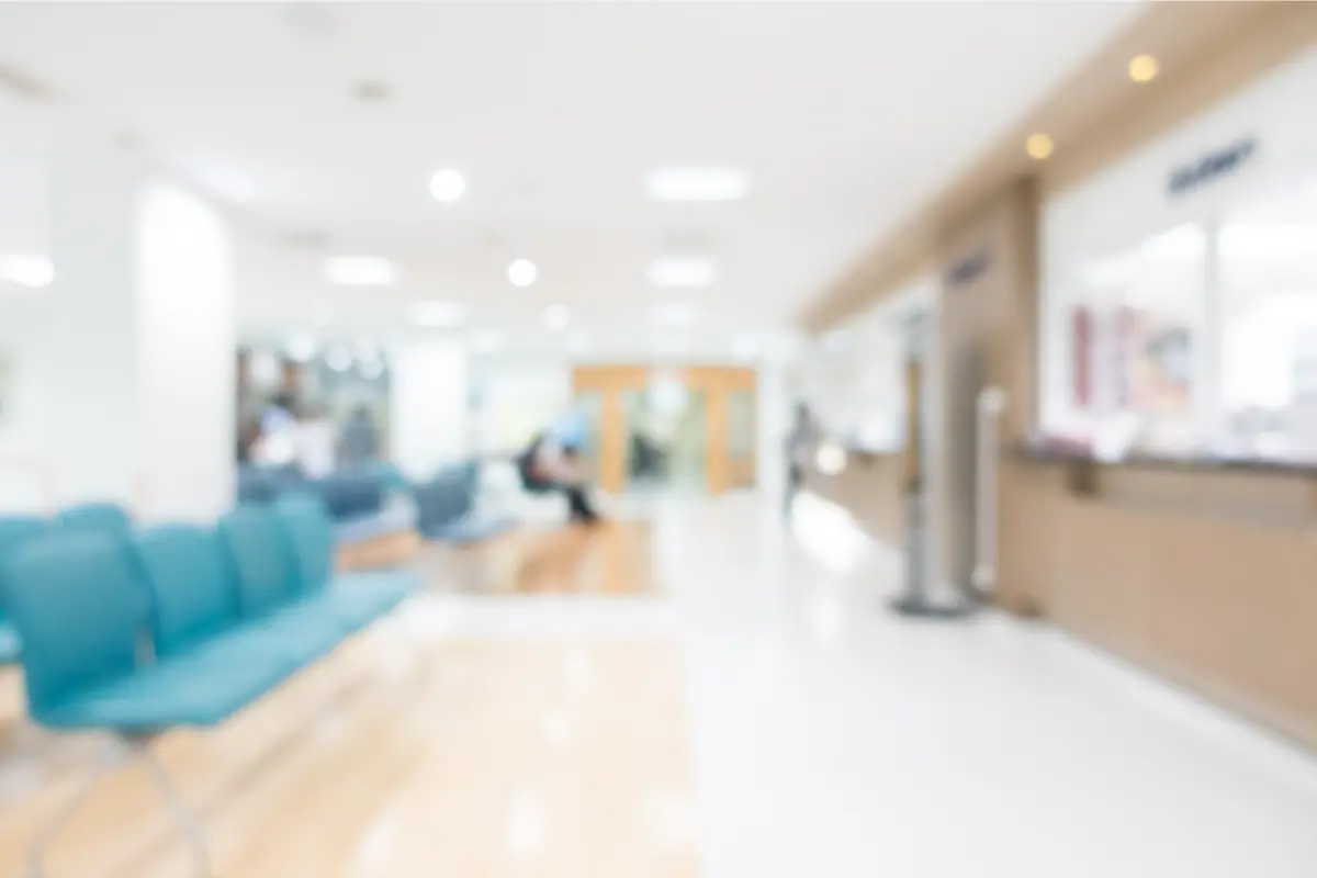 Autoridades sanitarias iniciaron una serie de supervisiones en hospitales para detectar posibles daños tras las intensas lluvias. Foto: Daniel Espinoza