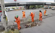 Lluvias en Torreón: Retiran 15 toneladas de basura en alcantarillas para evitar inundaciones