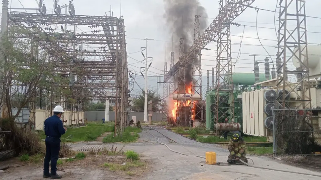 Se incendia subestación eléctrica de San Nicolás; no se reportan lesionados