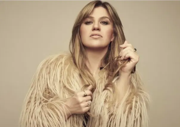 Kelly Clarkson pospone residencia en Las Vegas