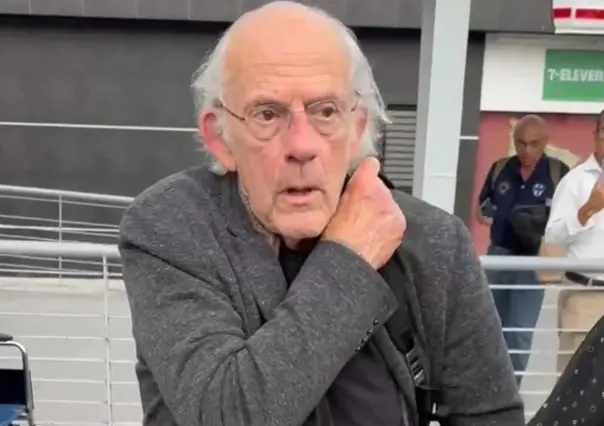 Christopher Lloyd, el Doc de Volver al Futuro, aterriza en Monterrey