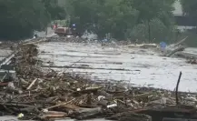 Inundaciones en Texas dejan 13 muertos y 20 niñas desaparecidas