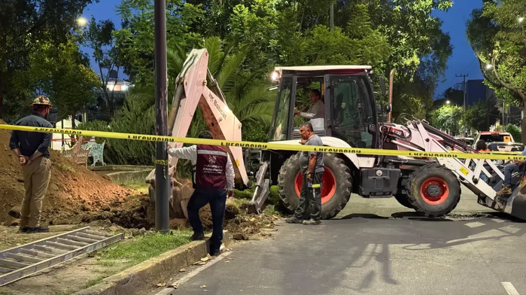 Investigan posible toma clandestina de combustible en inmueble de Azcapotzalco