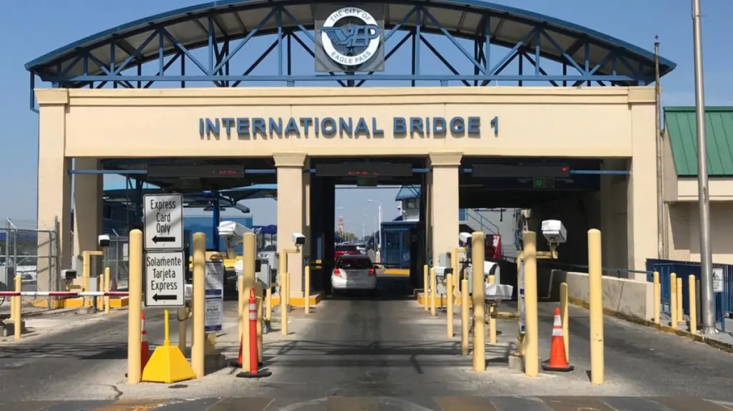 ¿Puente Internacional 1 en Piedras Negras mantendrá pago en efectivo en casetas?