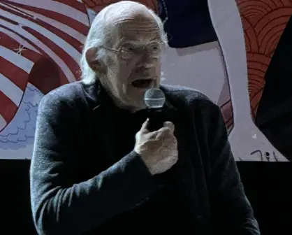 Christopher Lloyd da importante consejo para las nuevas generaciones en Monterrey