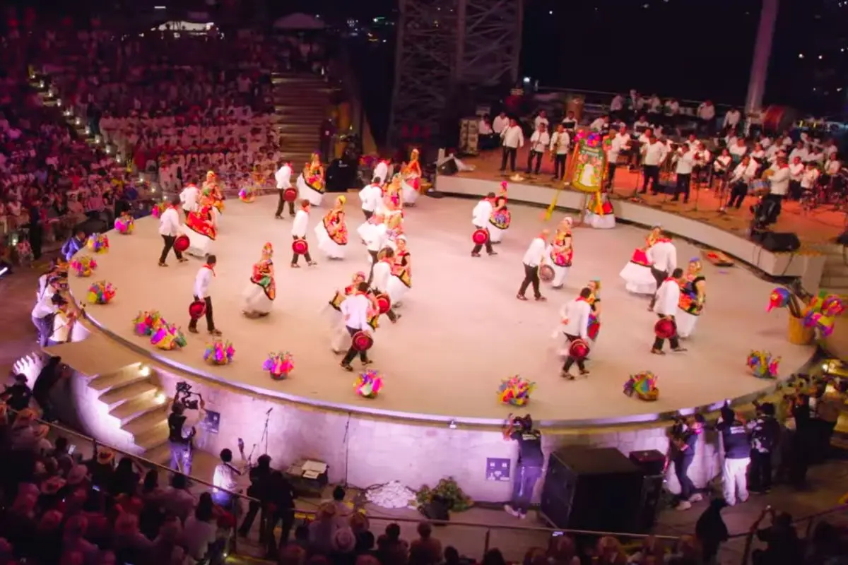 Guelaguetza en el Cerro del Fortin en Oaxaca. Foto: captura YouTube (@Gobierno del Estado de Oaxaca)