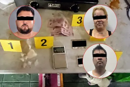 Cateo en la colonia Garza Nieto deja tres detenidos y decomiso de droga Cateo en la colonia Garza Nieto deja tres detenidos y decomiso de droga