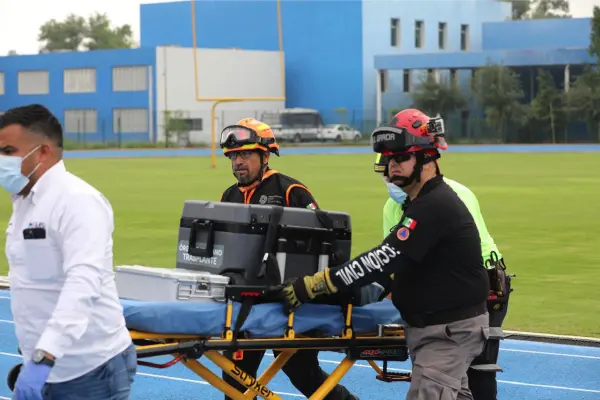 Trasladan en helicóptero pulmones para trasplante en Nuevo León